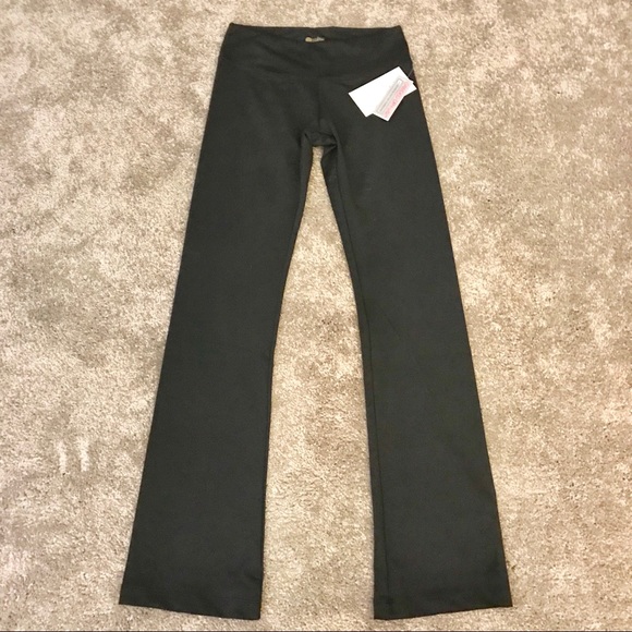Balance Collection Pants - ✨NWT✨ Balance Collection Black Yoga Pants